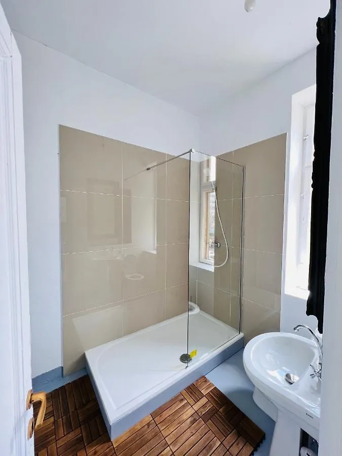 Sada Art Gallery Apartment Bucarest
